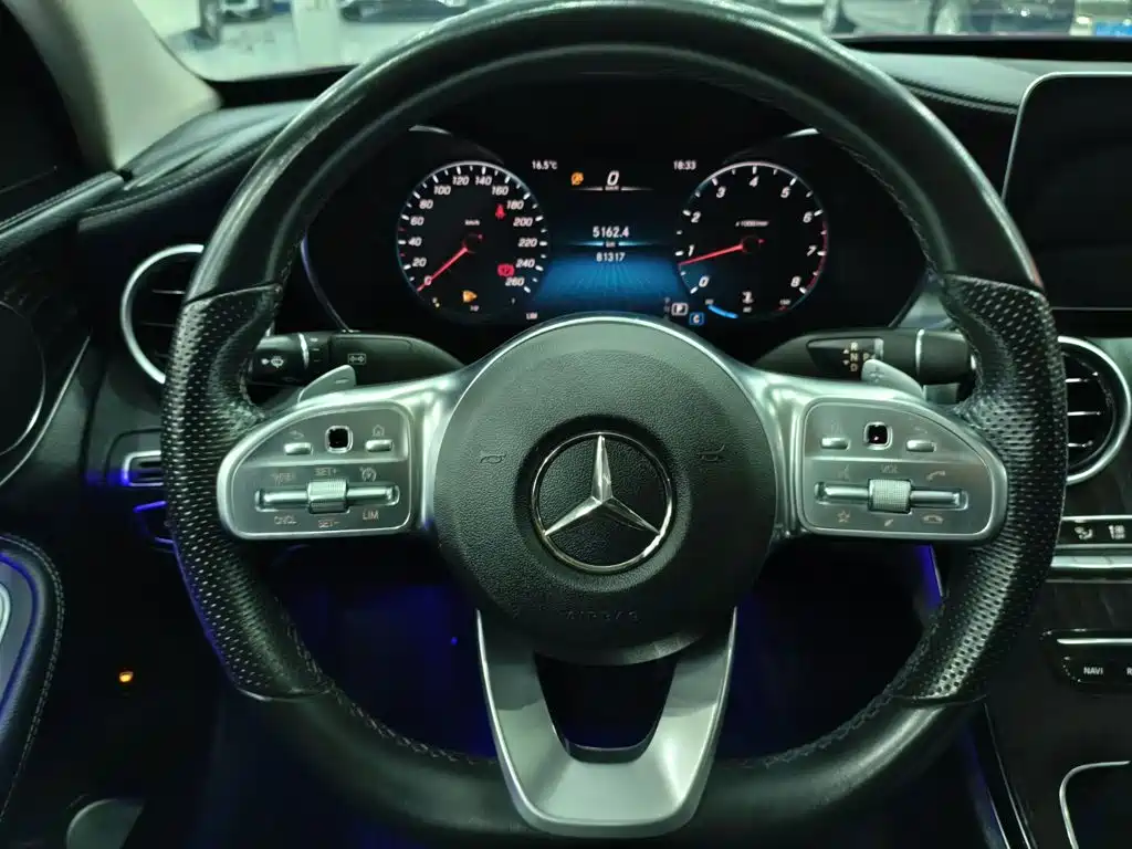 Mercedes-Benz C-Class — миниатюра 9