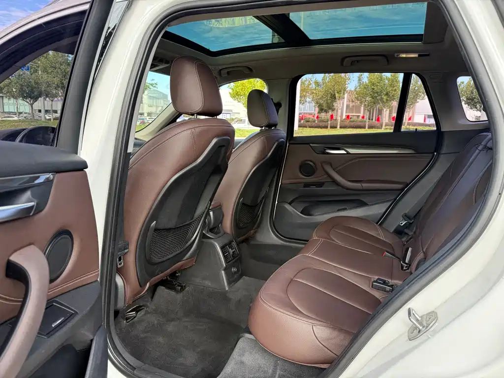 BMW X1 — миниатюра 8