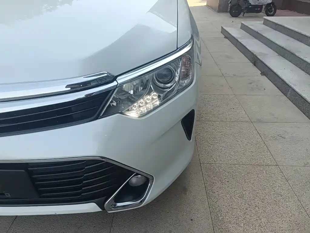Toyota Camry — миниатюра 24