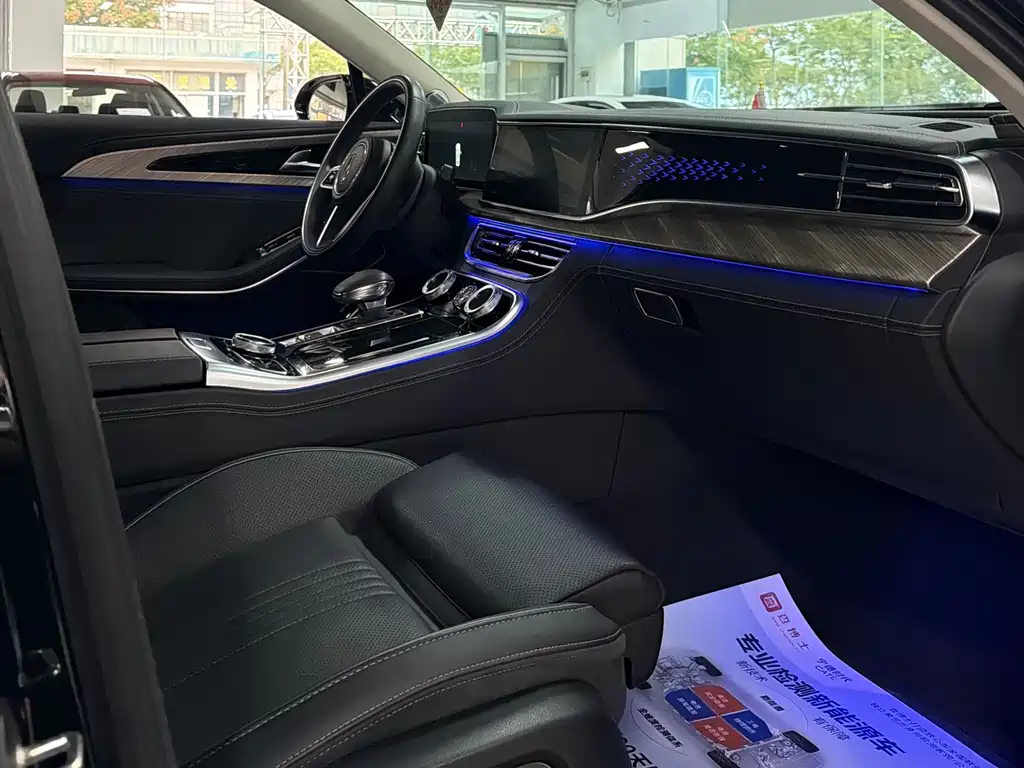 Hongqi Hongqi H9 — миниатюра 6