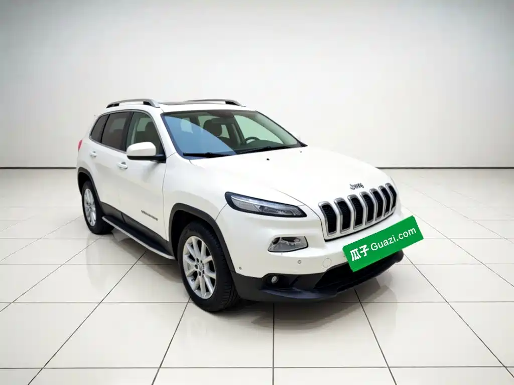 Jeep Cherokee — миниатюра 3