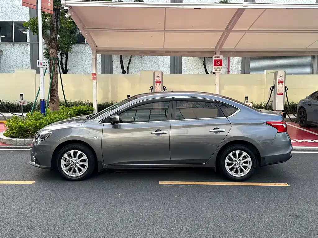Nissan Sylphy — миниатюра 5