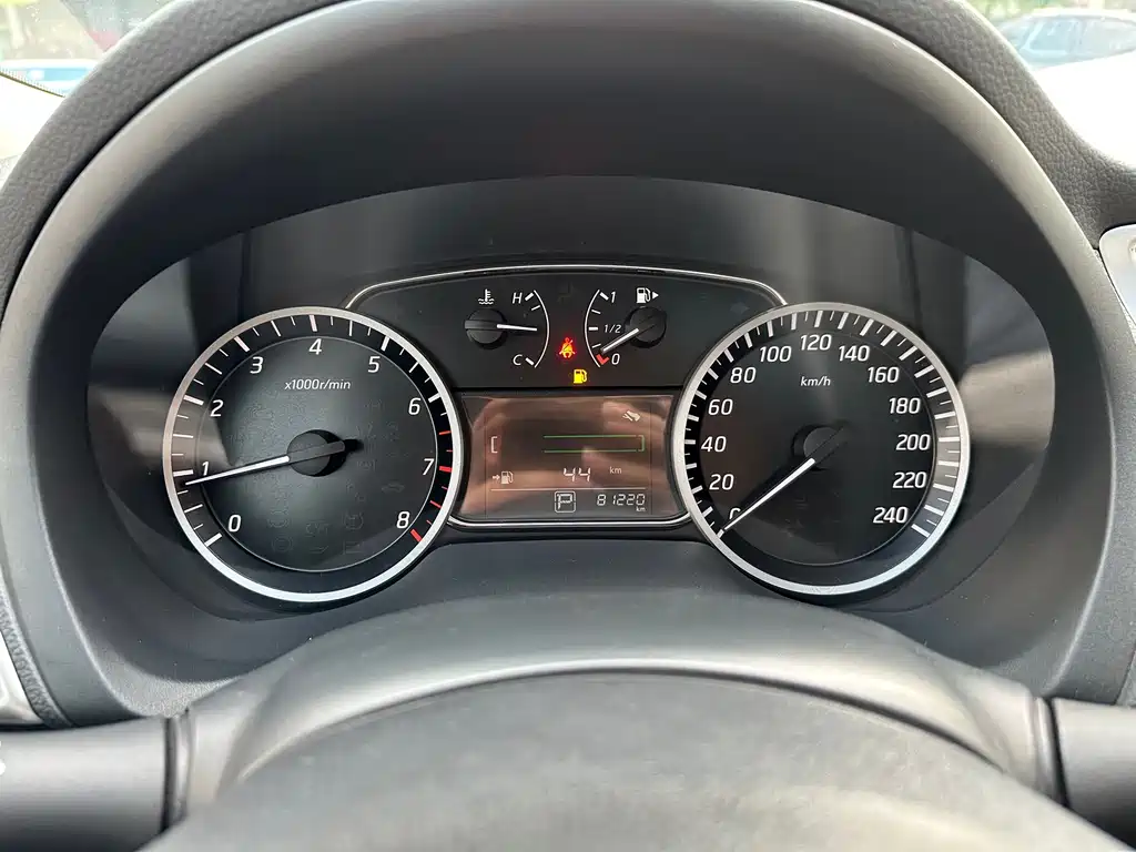Nissan Sylphy — миниатюра 14