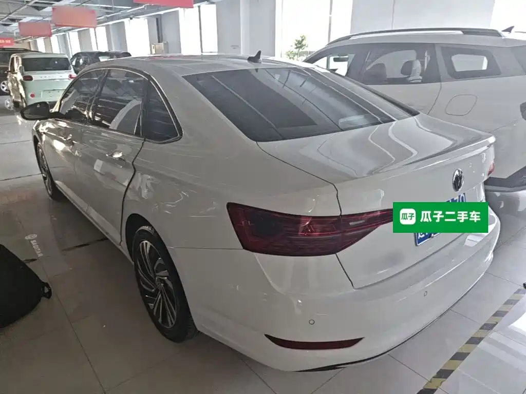 Volkswagen Sagitar — миниатюра 5