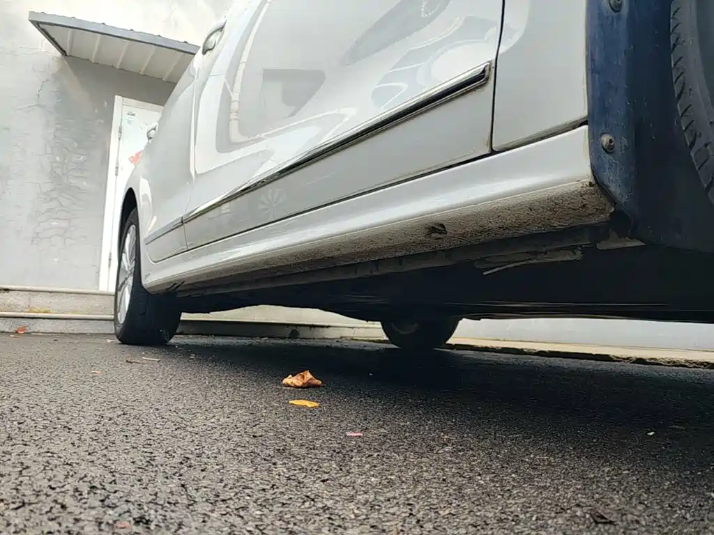 Volkswagen Sagitar — миниатюра 21