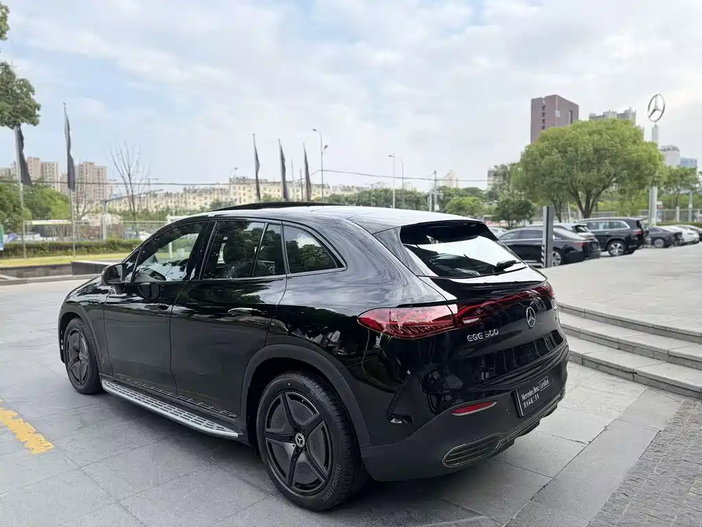 Mercedes-Benz EQE SUV 2026 500 4MATIC Flagship