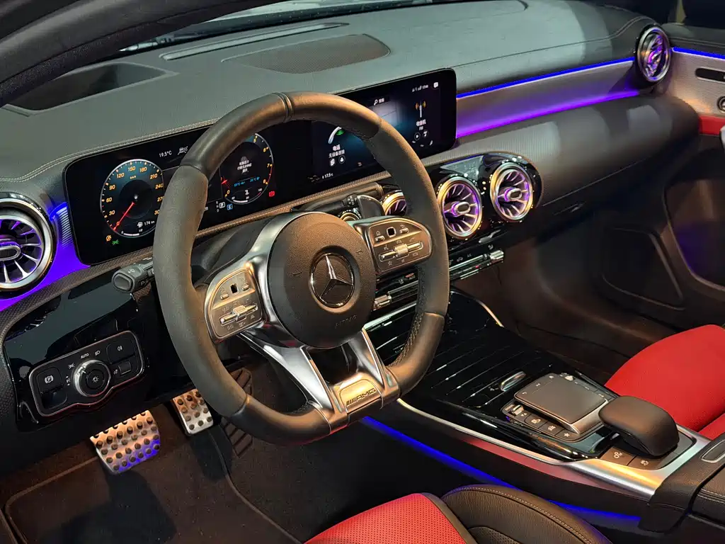 Mercedes-Benz A-Class AMG (Import) — миниатюра 5