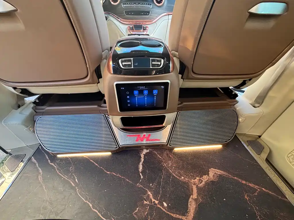 MERCEDES-BENZ V CLASS