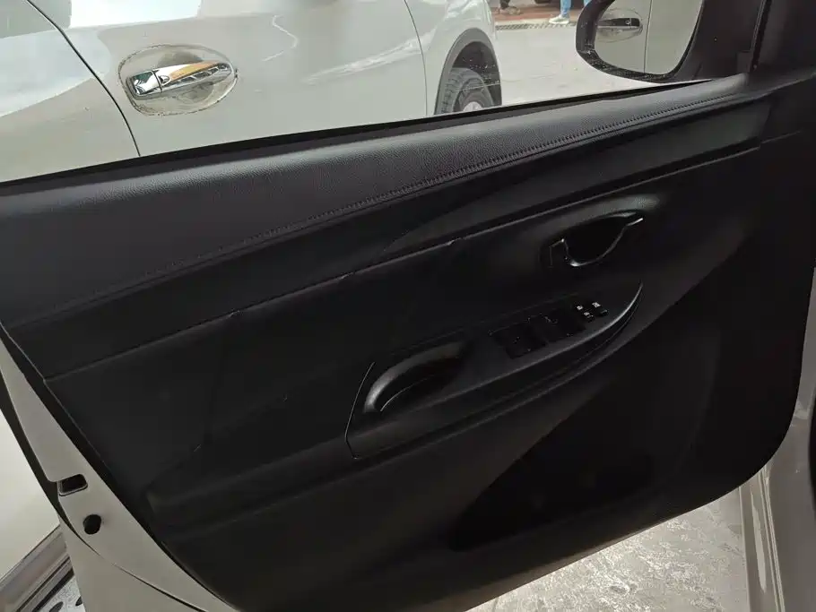 Toyota Vios — миниатюра 7