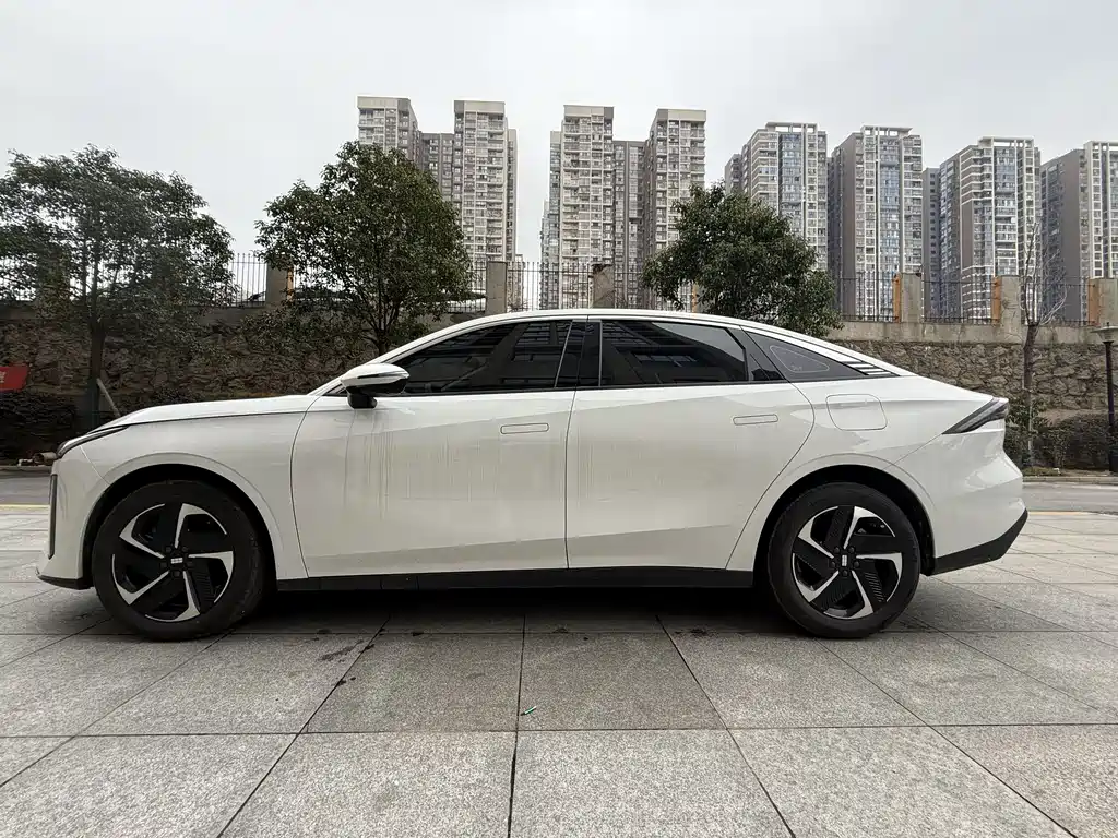 GEELY GALAXY GALAXY L6