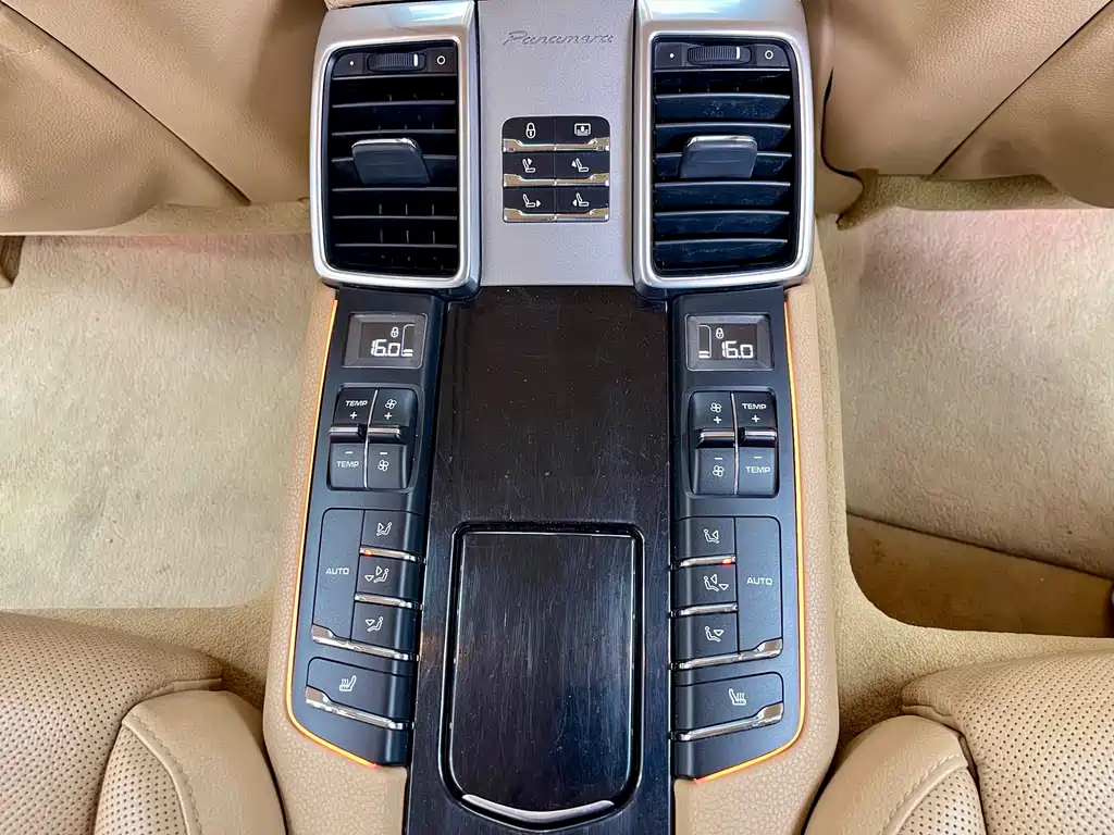 Porsche Panamera — миниатюра 9