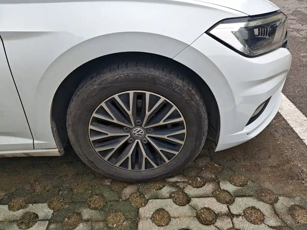 Volkswagen Sagitar — миниатюра 24