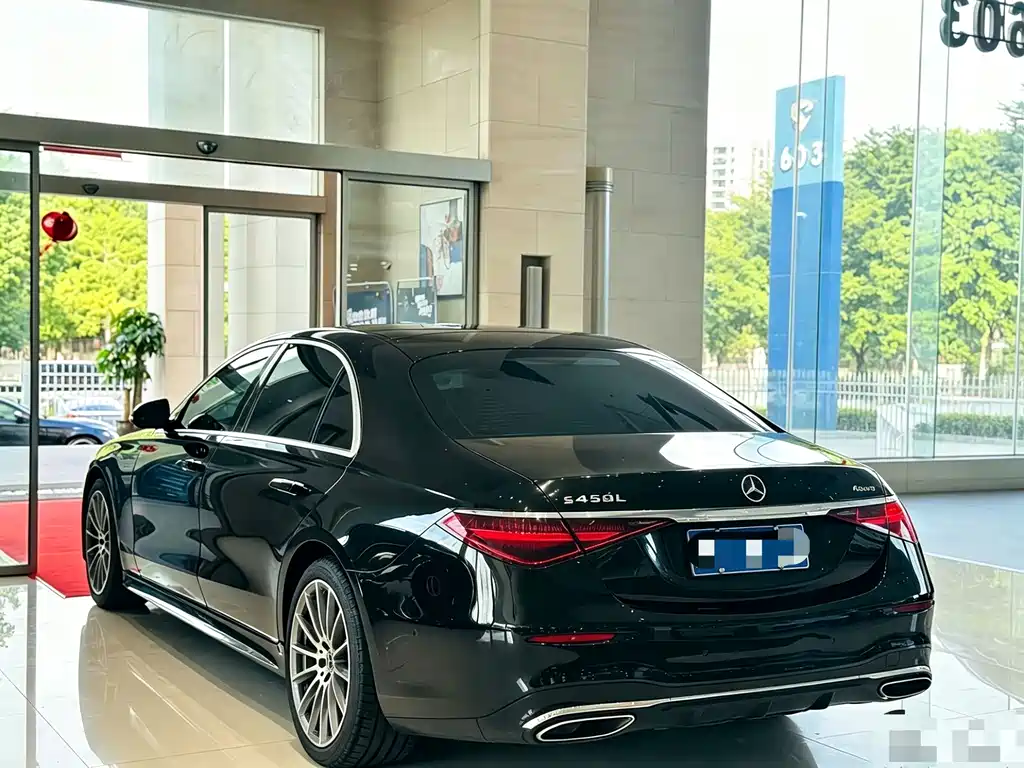 Mercedes-Benz S-Class — миниатюра 8