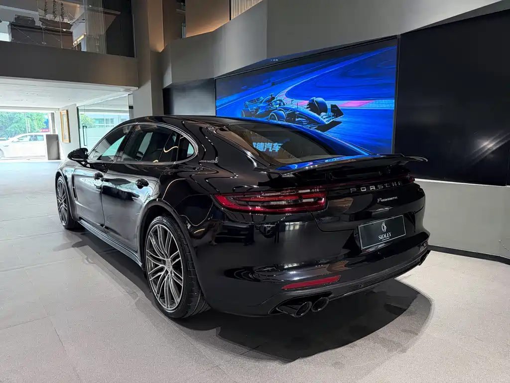 Porsche Panamera — миниатюра 4