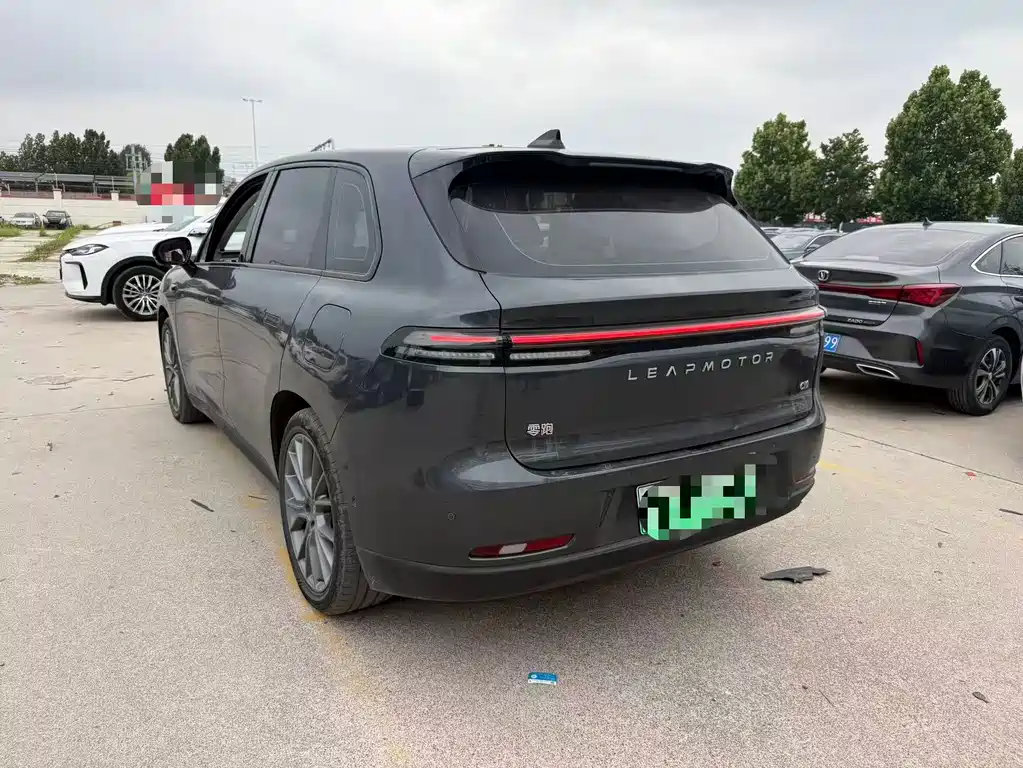 Leapmotor Leapmotor C10 — миниатюра 7