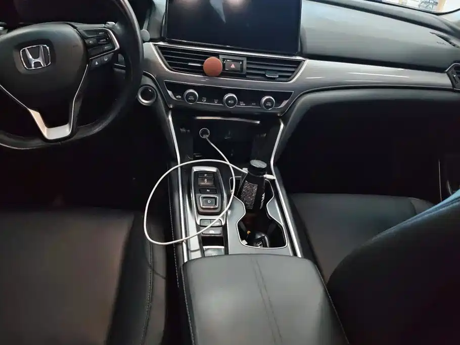 Honda Accord — миниатюра 16