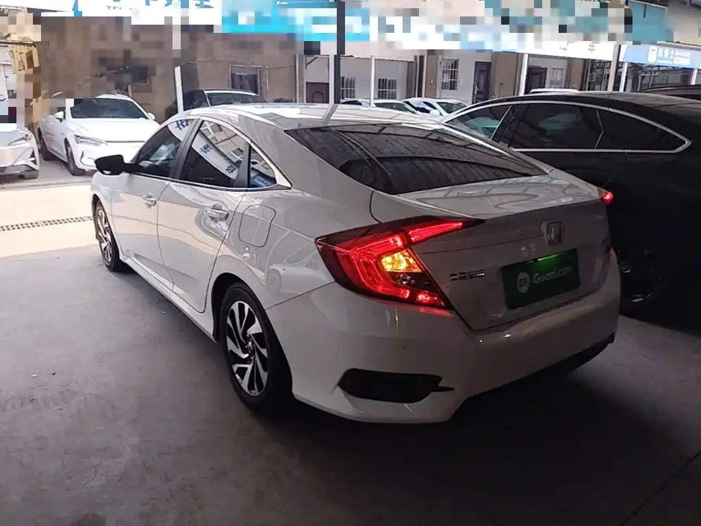 Honda Civic — миниатюра 5