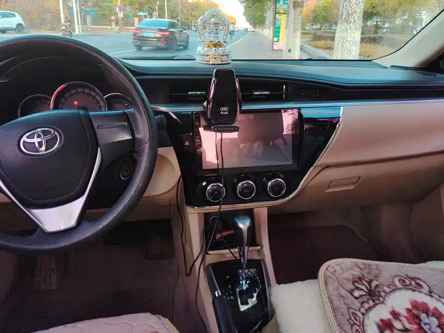 Toyota Corolla — миниатюра 13