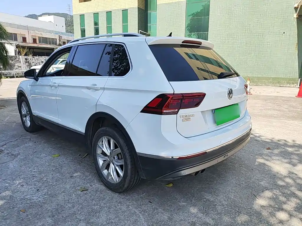 Volkswagen Tiguan — миниатюра 5