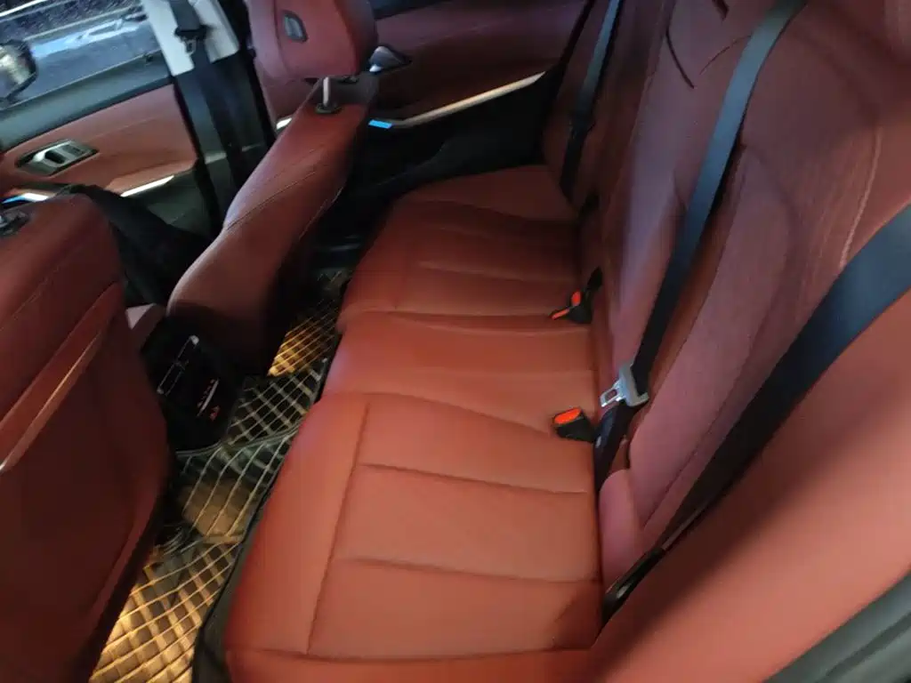BMW i3 — миниатюра 17