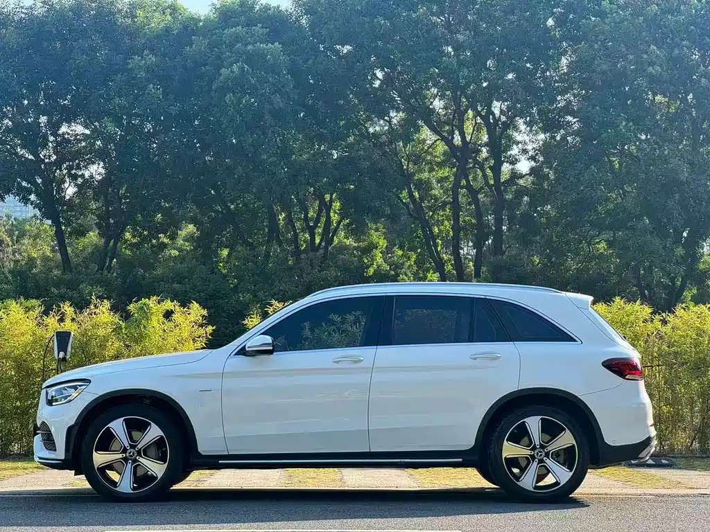 Mercedes-Benz GLC — миниатюра 3