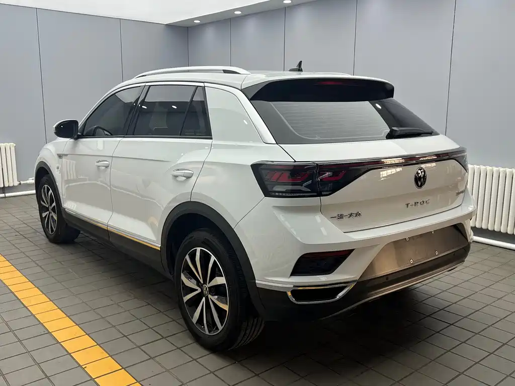 Volkswagen T-Roc — миниатюра 4