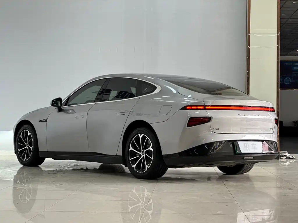 XPeng P7 — миниатюра 7