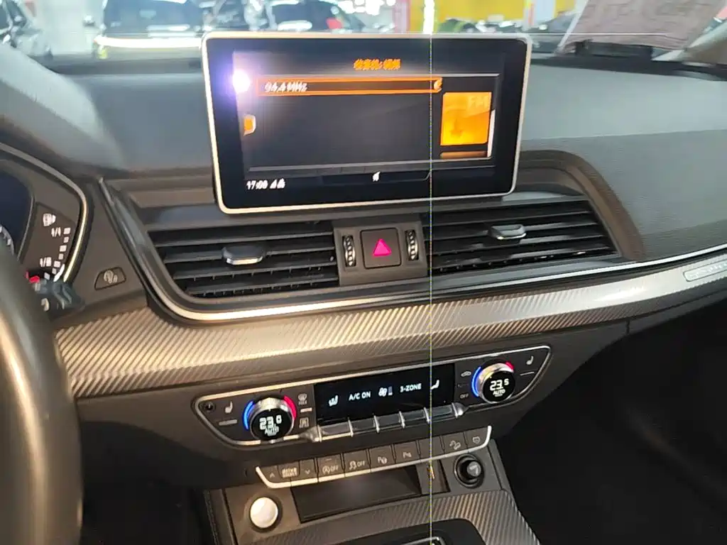 Audi Q5L — миниатюра 13