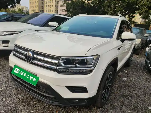 VOLKSWAGEN TUYUE