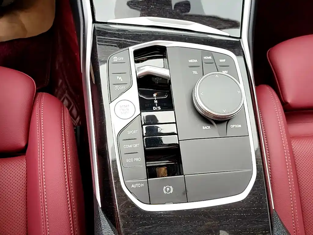 BMW 3 Series — миниатюра 14