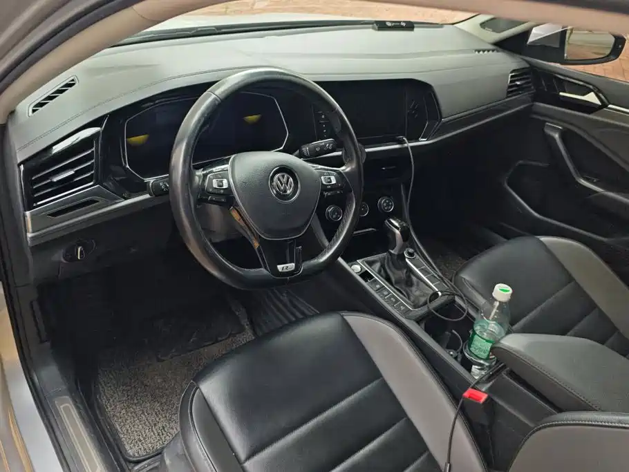Volkswagen Sagitar — миниатюра 12