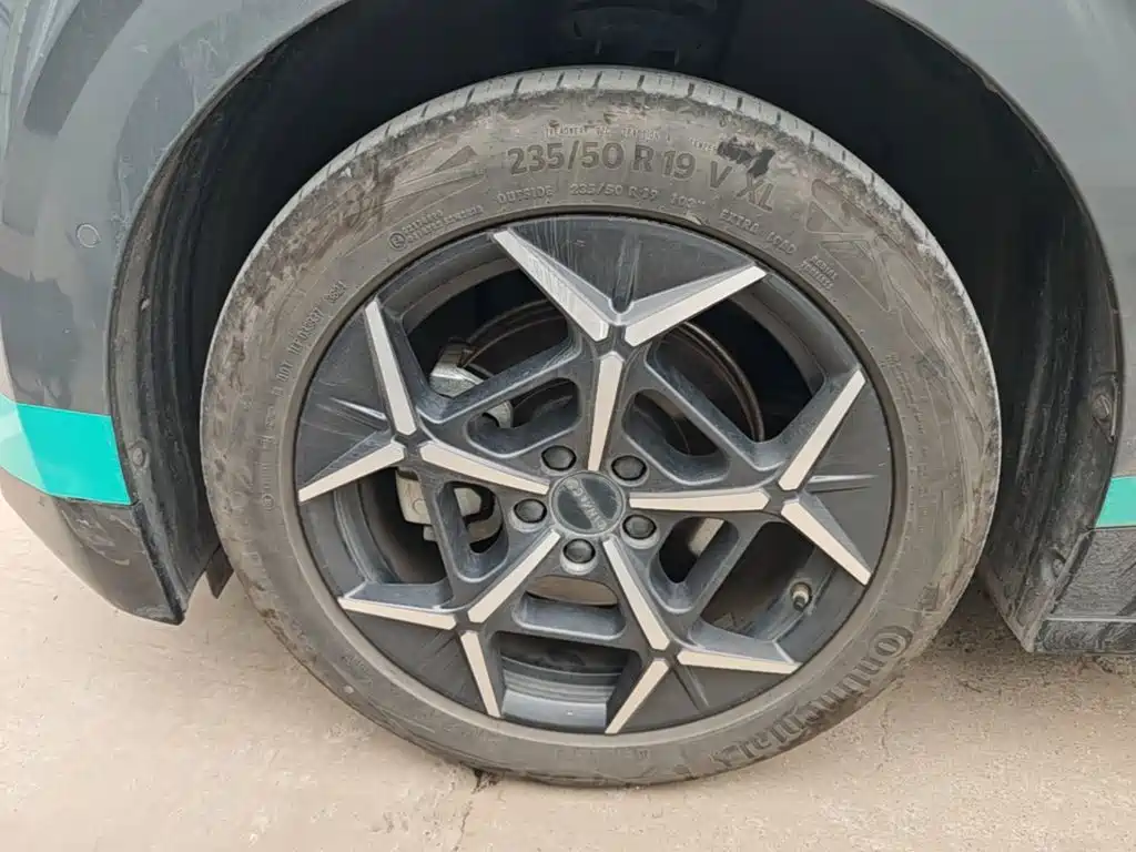 Lynk & Co Z20 — миниатюра 23