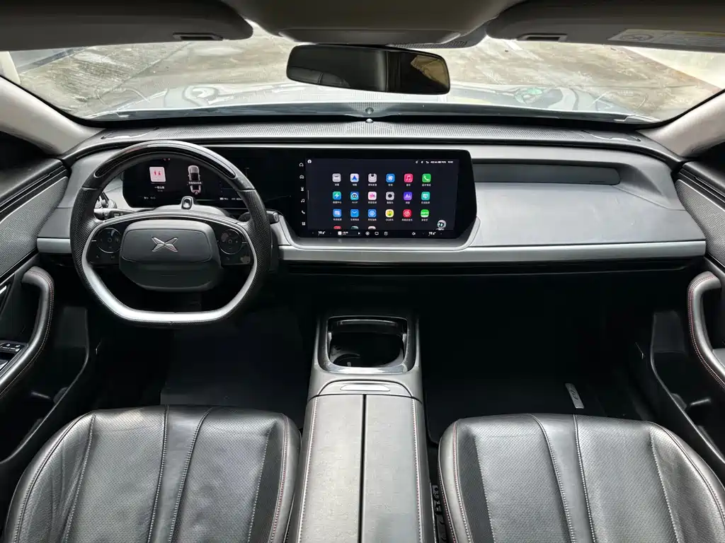 XPeng P7 — миниатюра 19
