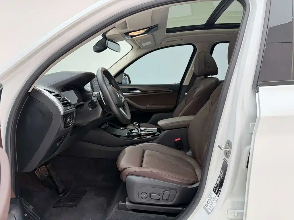 BMW X3 — миниатюра 17