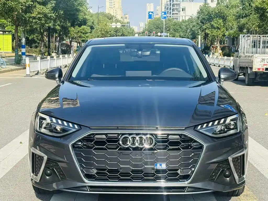 Audi A4L — миниатюра 2