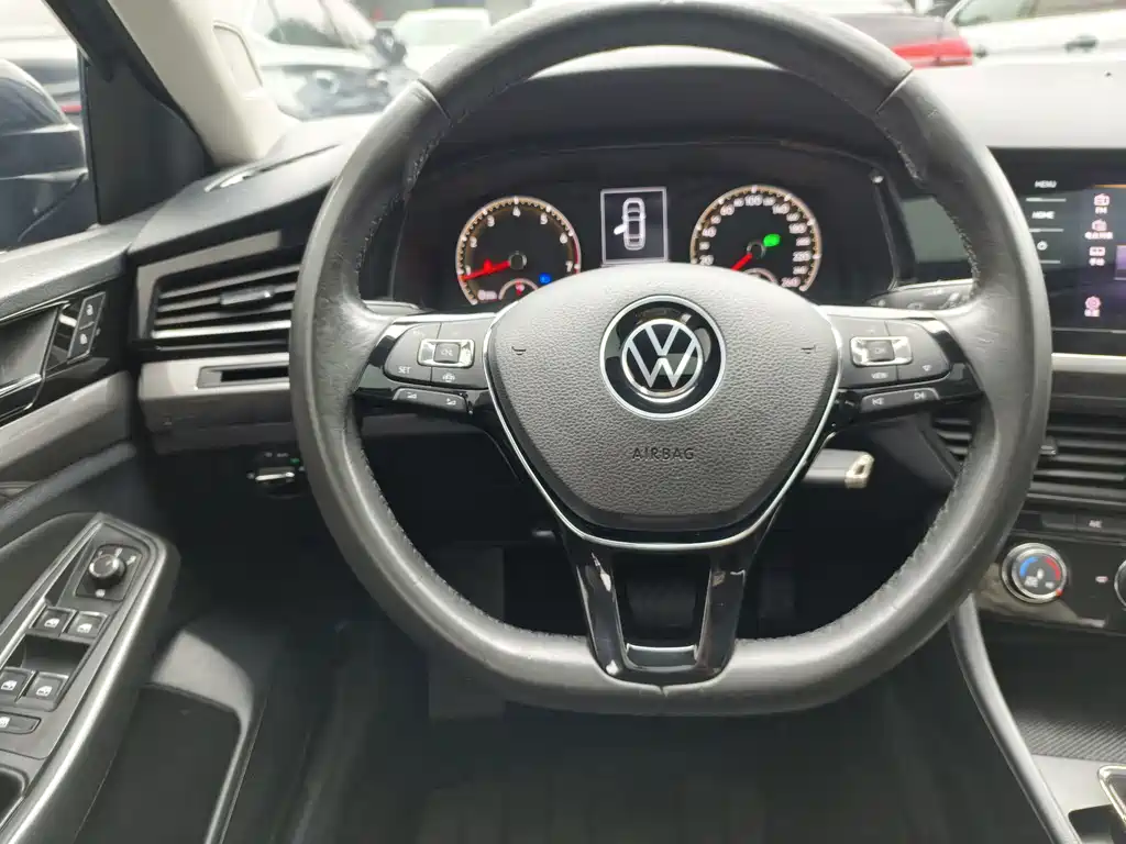 Volkswagen Bora — миниатюра 6