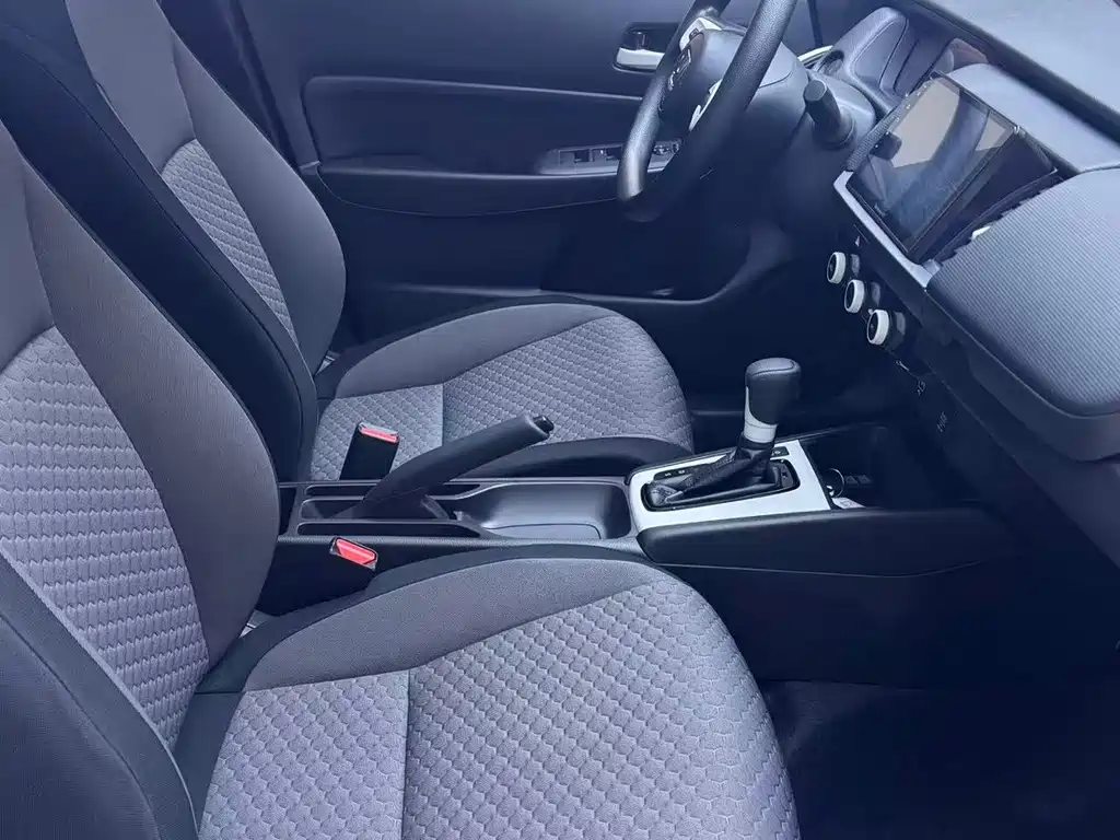 Honda Fit — миниатюра 12