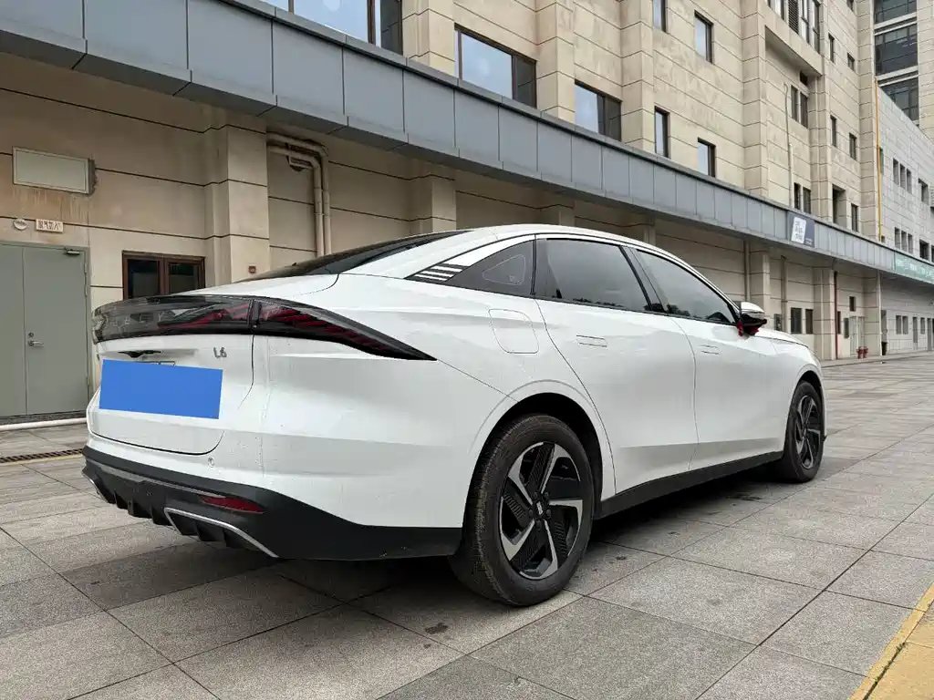 GEELY GALAXY GALAXY L6