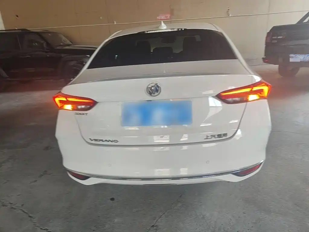 Buick Verano — миниатюра 6