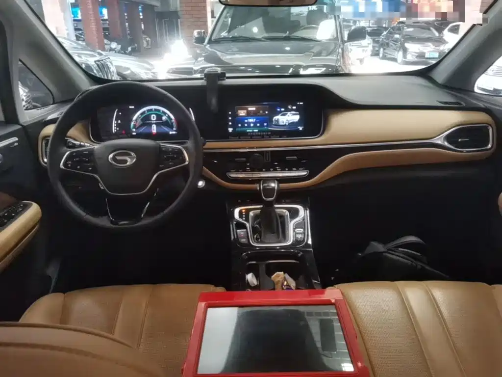 GAC Motor Trumpchi M6 — миниатюра 10