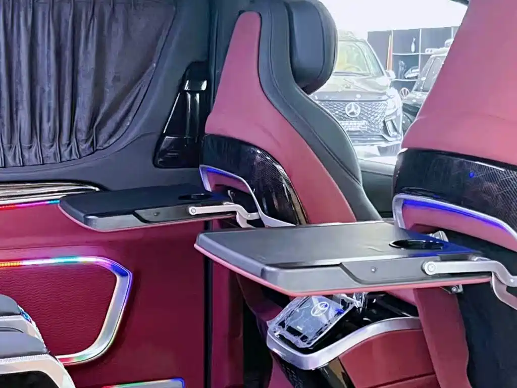 Toyota HiAce 2025 3.5L AT