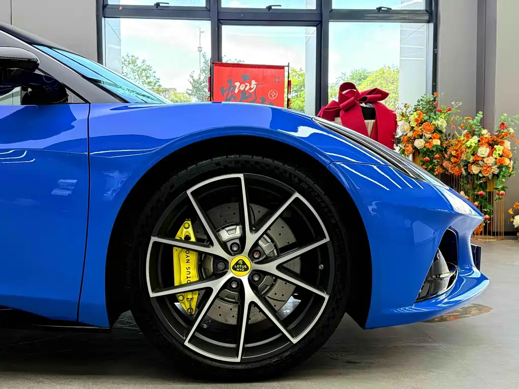 LOTUS SPORTS CAR EMIRA