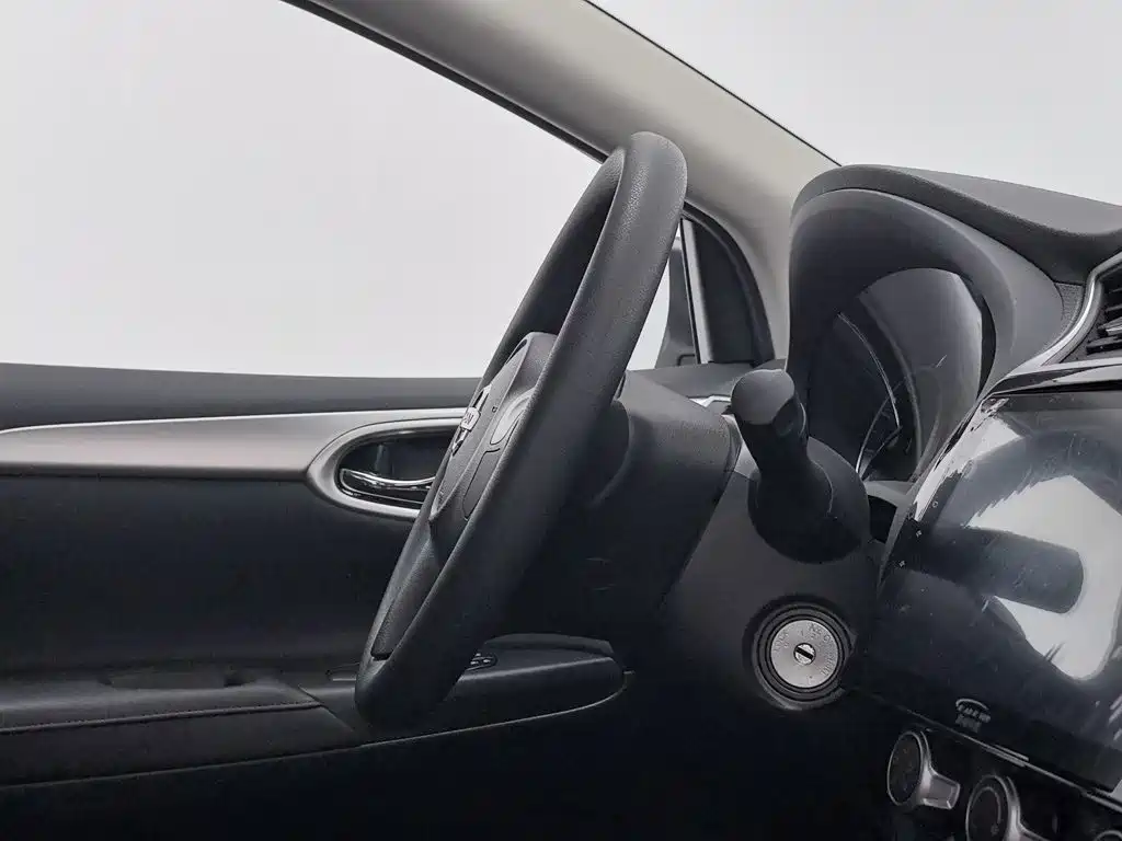 Nissan Sylphy — миниатюра 22