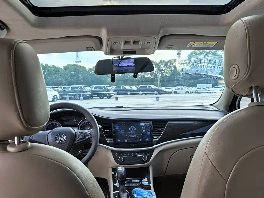 Buick Verano — миниатюра 11