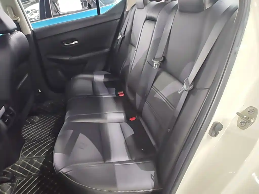 Nissan Sylphy — миниатюра 17