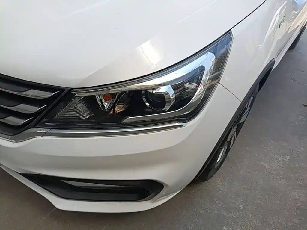 Baojun 310W — миниатюра 24