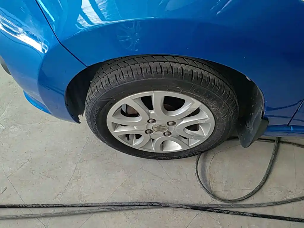 Suzuki Alto — миниатюра 23