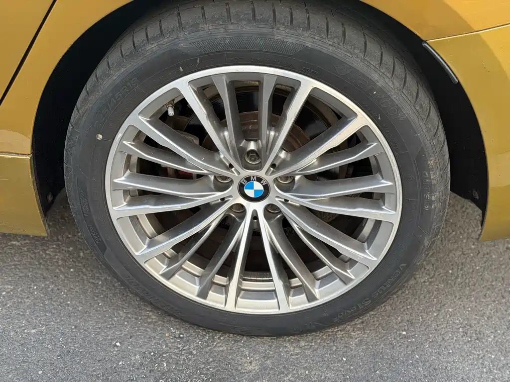 BMW 3 Series — миниатюра 25