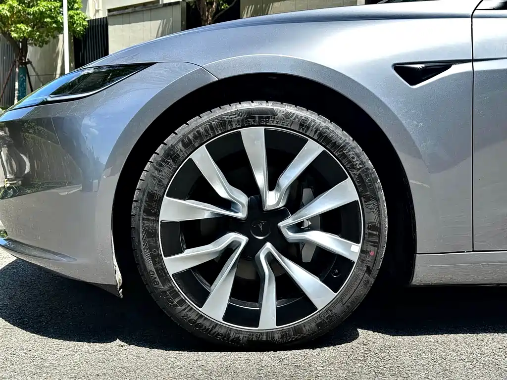 Tesla Model 3 — фотографии объявления, Фото 14