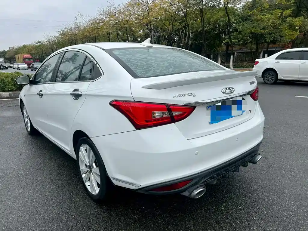 CHERY ARRIZO 5